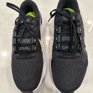 Brand new! Nike Black Athletic Shoes with Mesh Upper and Padded Tongue